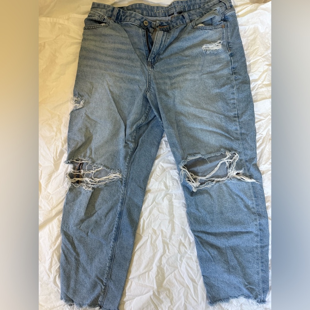 American Eagle Outfitters Light Blue Denim Jeans